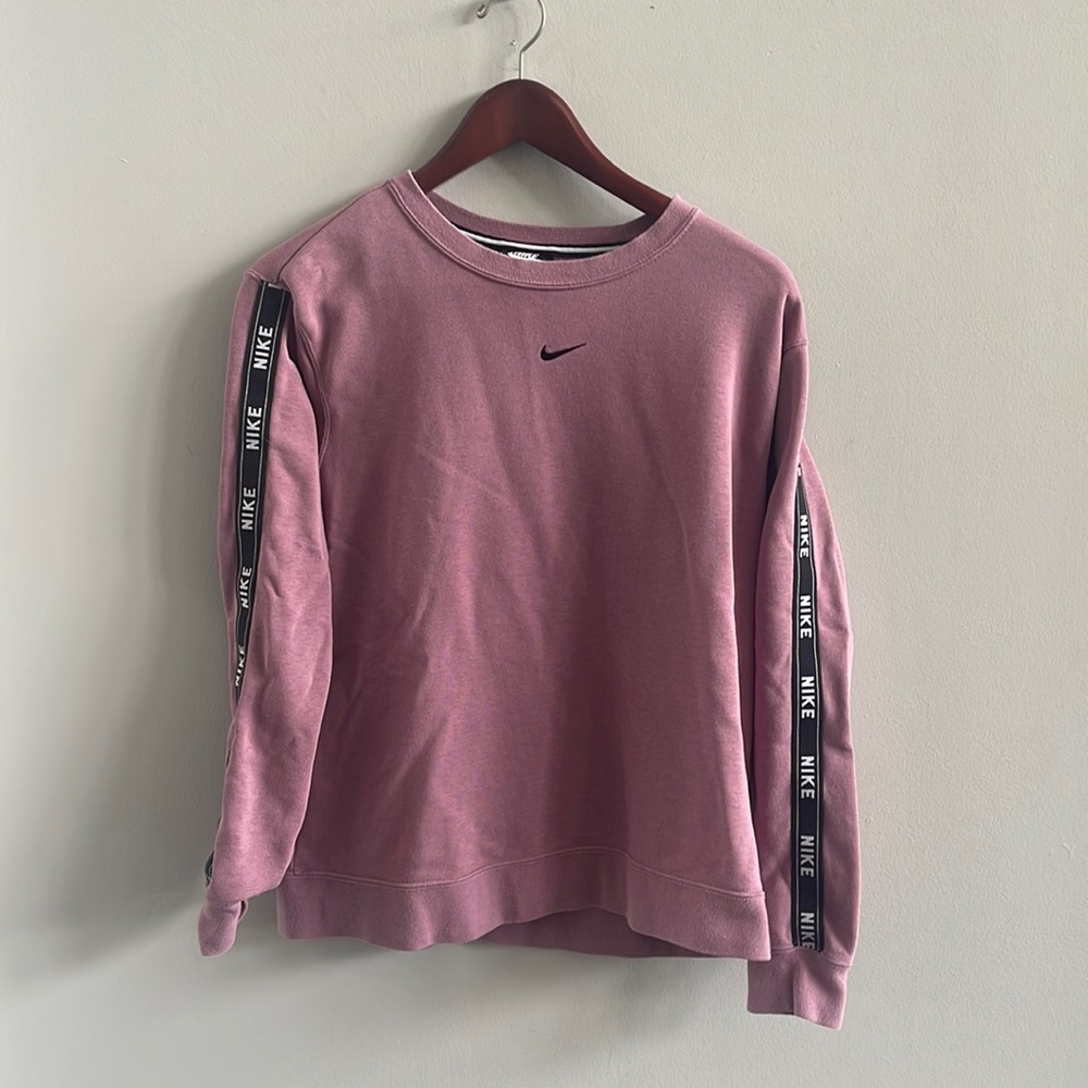 Women’s Nike Crewneck Sweatshirt